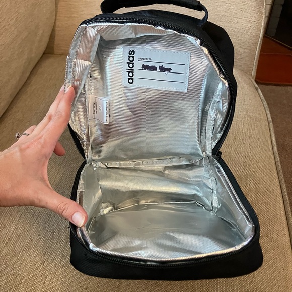 Adidas black and white striped lunch box - Picture 5 of 6